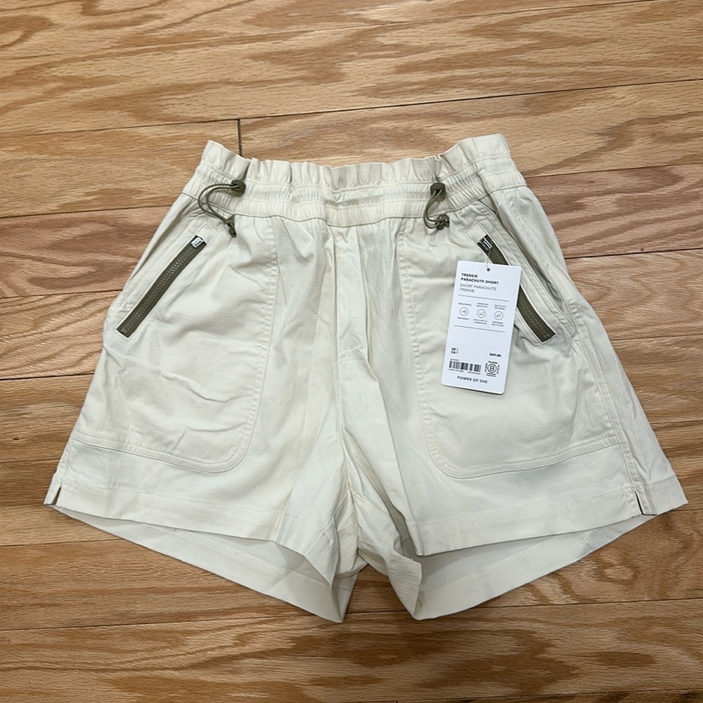 Athleta Trekkie Parachute Shorts